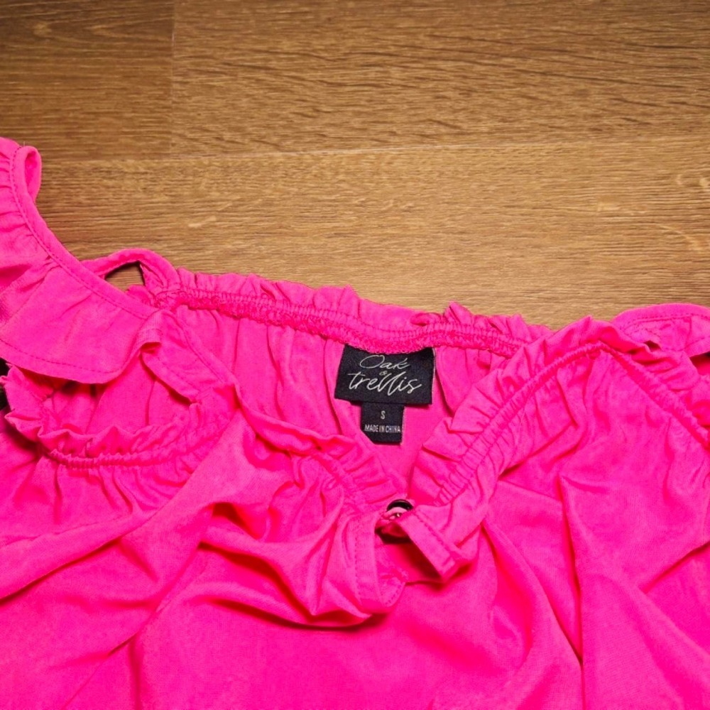 Oak Trellis Pink Off The Shoulder Blouse Ruffle Sleeve Keyhole Top Womens Size S